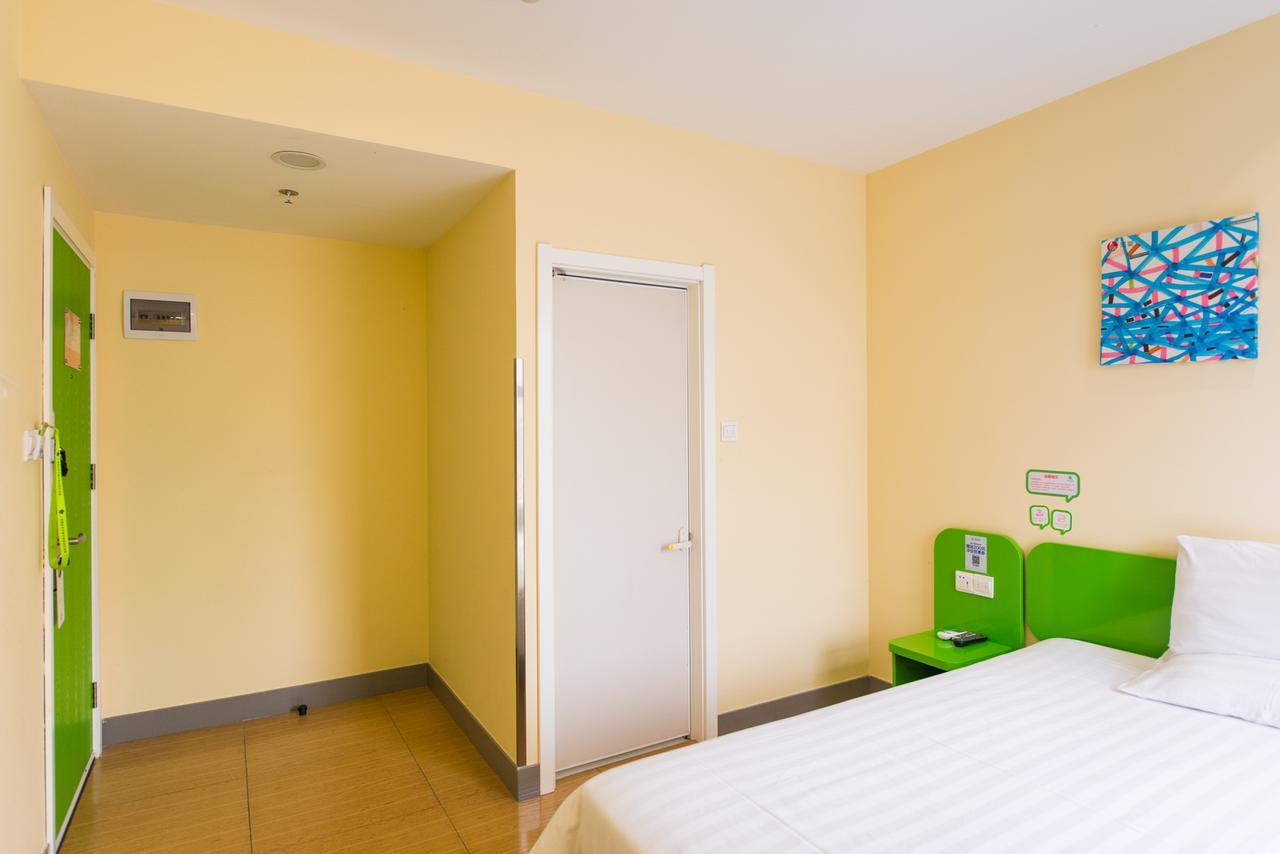 Hi Inn Shanghai Shibei Industrial Park Экстерьер фото